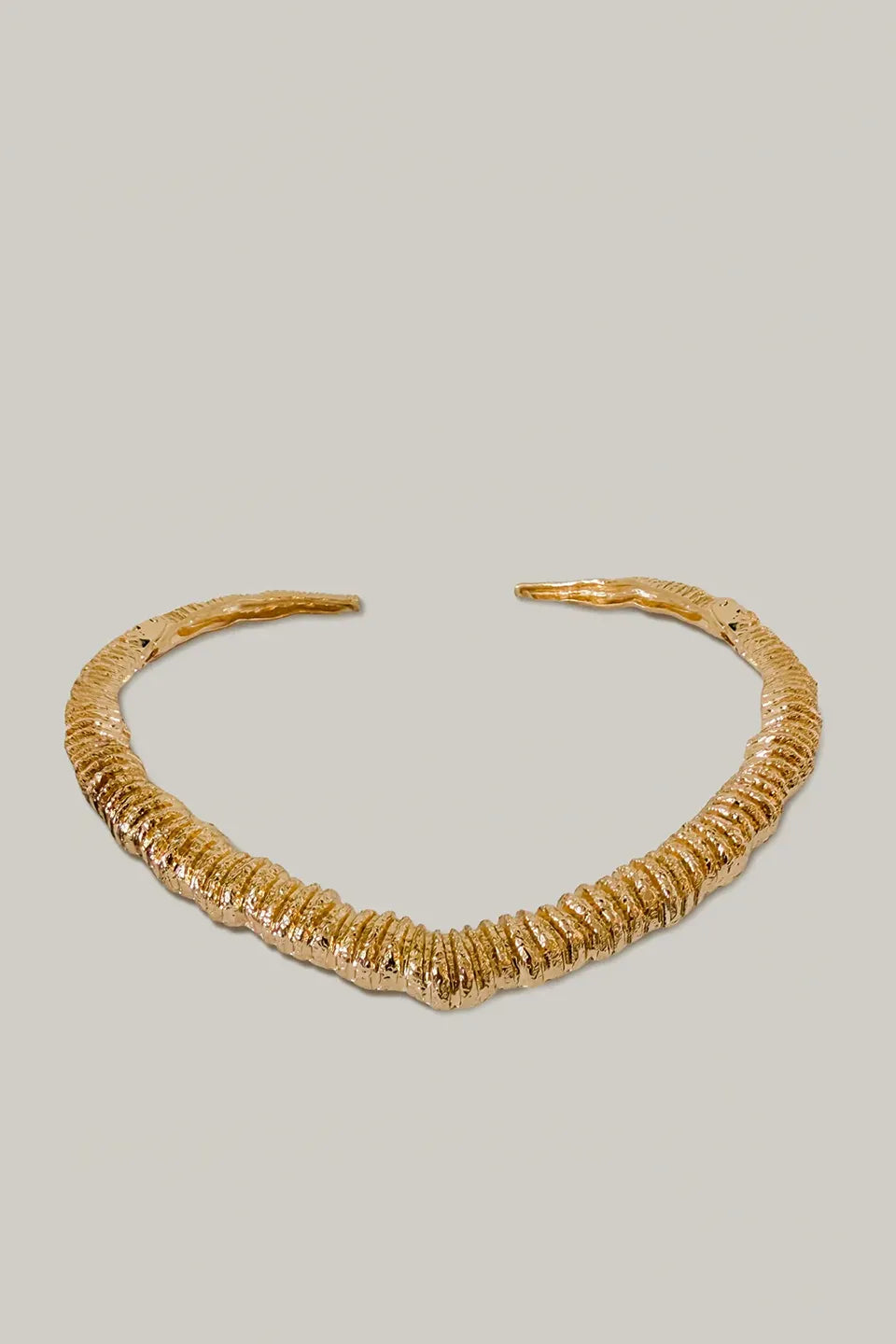 Women’s Textured Metal Choker Necklace with Spring Clasp