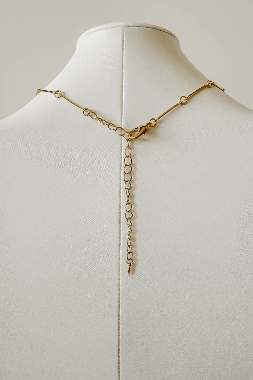 Women’s Long Necklace with Bar Chain and Pearl Pendant
